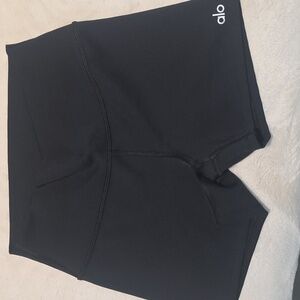 Alo 3" High Waist Airlift Short
